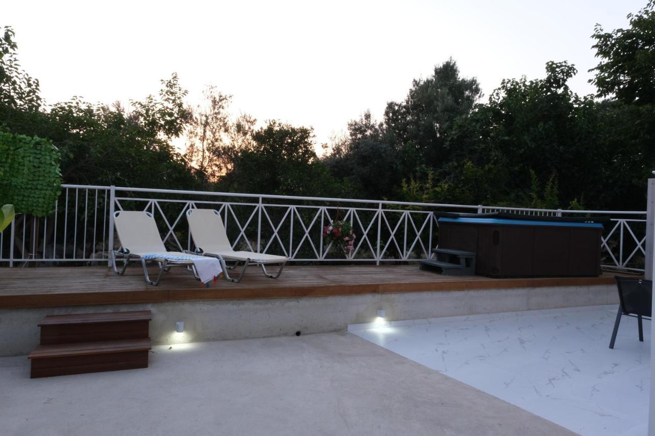 Luxury Fani House Next To Harbor Area With Jacuzzi Apartman Paphos Kültér fotó
